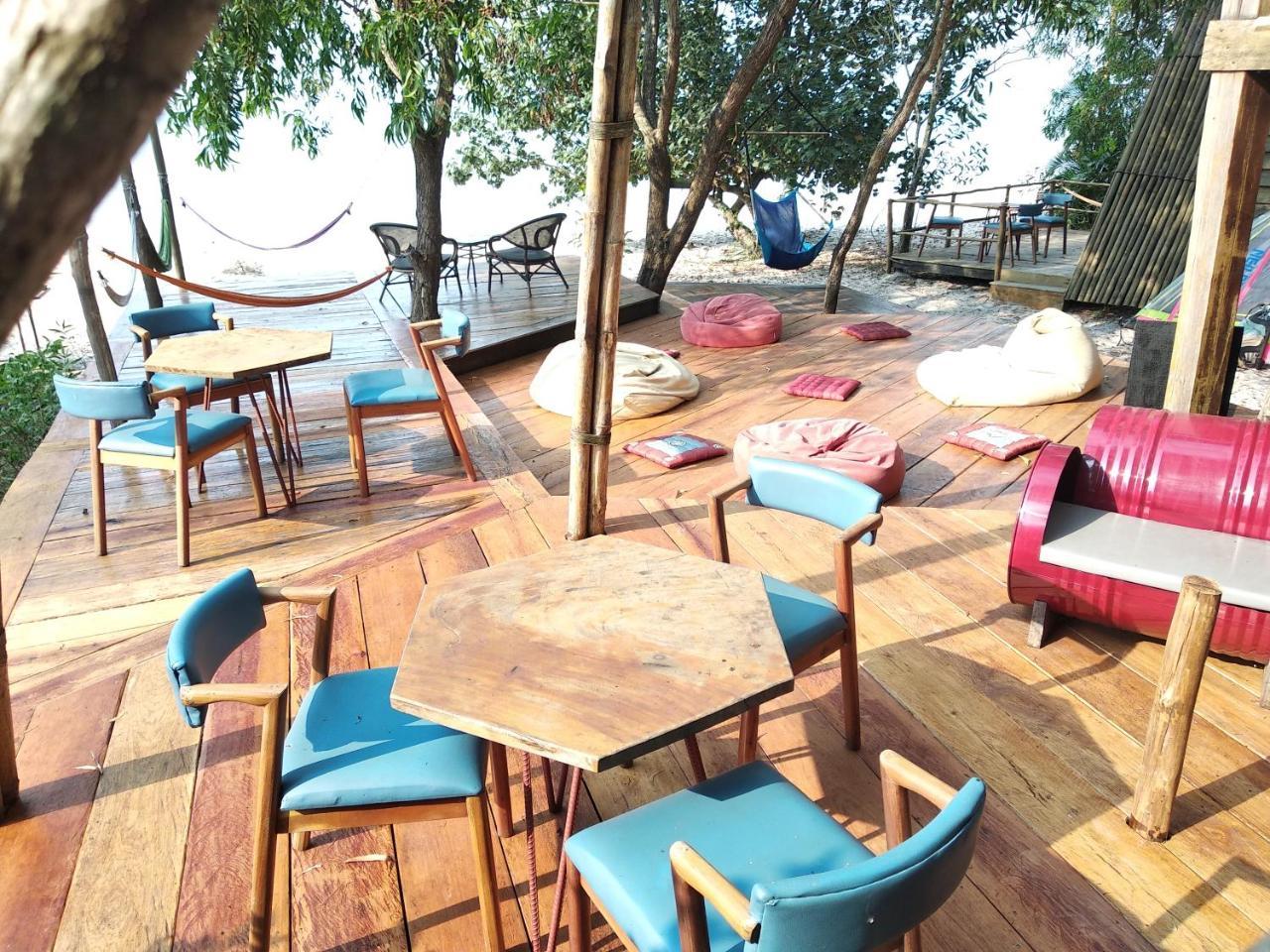 The Boarding House Hotel Сиханоуквил Екстериор снимка